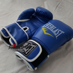 УЦЕНКА Боксерские перчатки PU Everlast синие 10 унций разрыв нитки