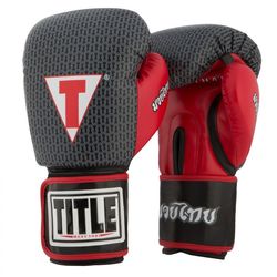 Боксерські рукавички TITLE Muay Thai Training Gloves (TMTTG-BK, Чорний)